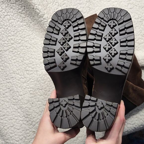 NWOB Steve Madden Alesti Brown Suede womens boots size 9.5M - Picture 5 of 7